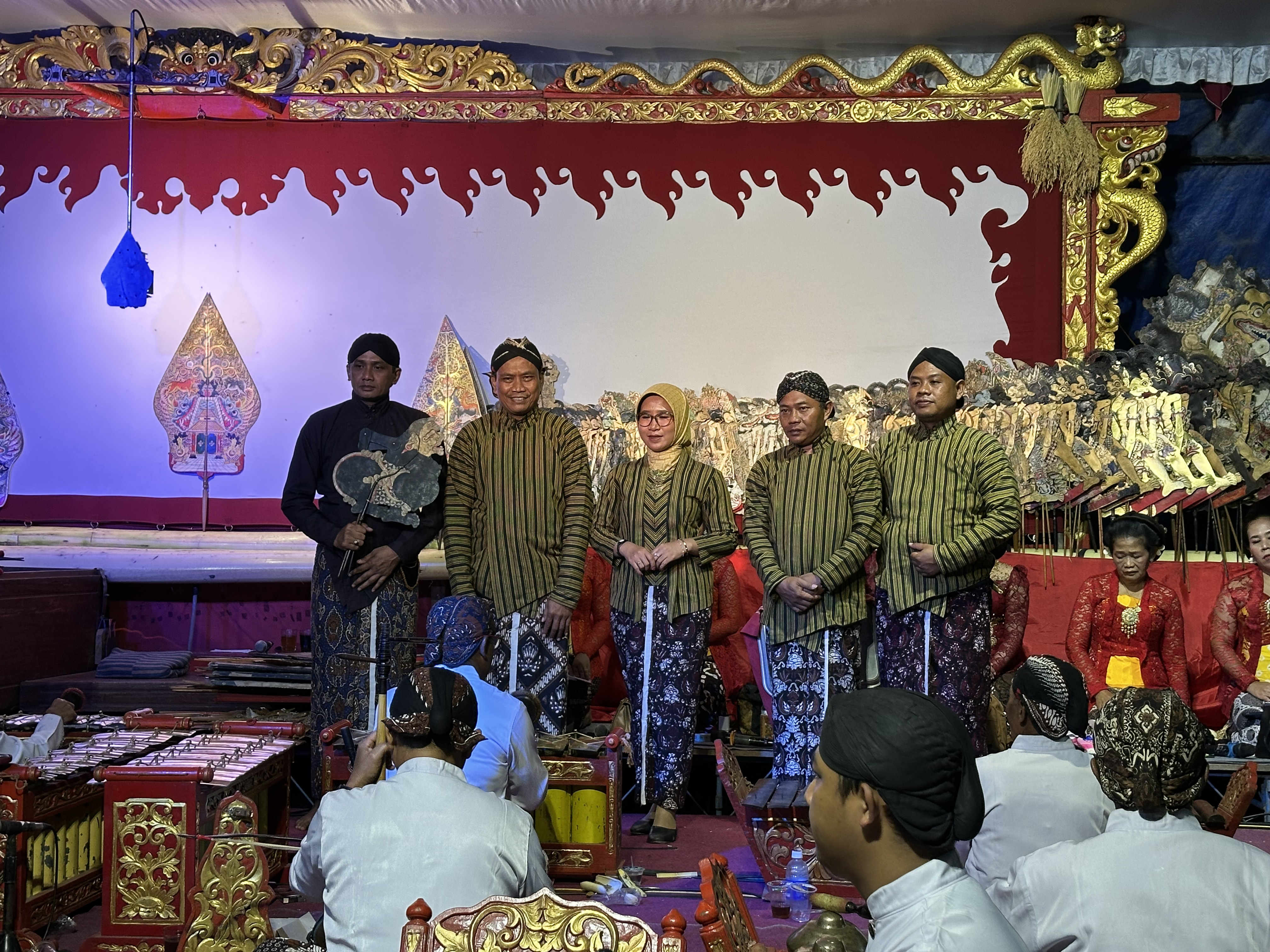 Wayangan dalam rangka merti dusun